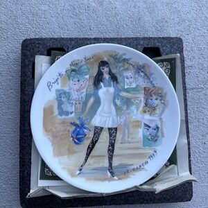 Vintage Limoges Henri D' Arceau Les Femmes Du Siecle "Brigitte" - 1965
